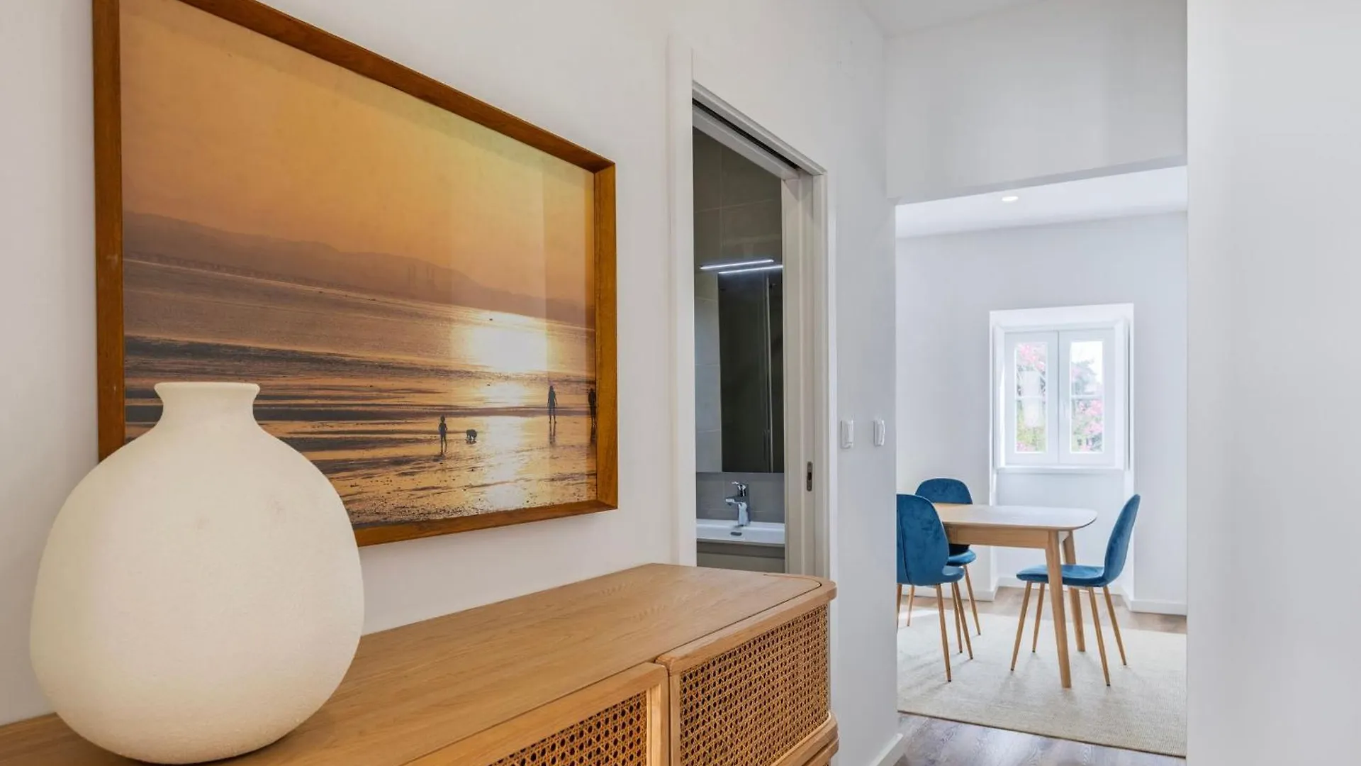 2Bdr Charming Apartment In Graca By Lovelystay Lisbon