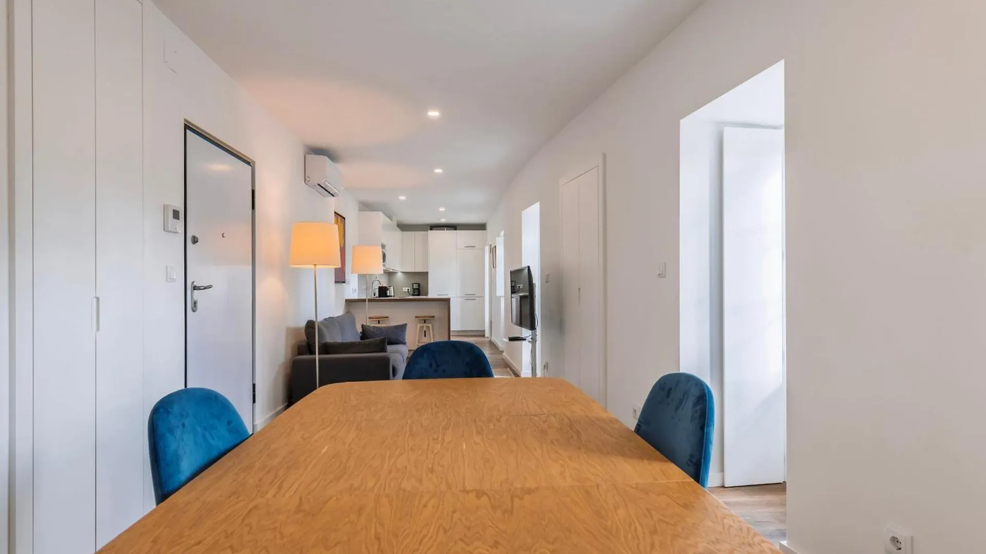 2Bdr Charming Apartment In Graca By Lovelystay Lisbon Portugal
